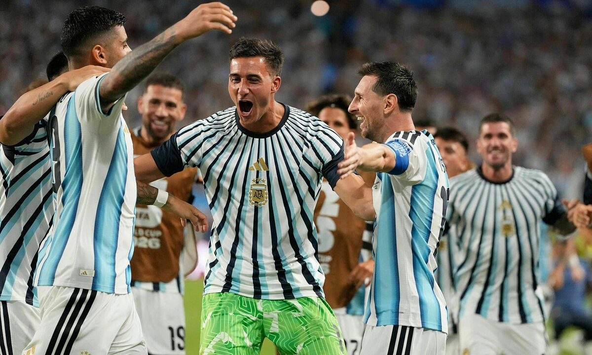 Thưởng tân thủ RR88: Argentina thắng kịch tính nhờ Messi, fan cá cược ăn mừng - hình ảnh - vnrr88.vip Thưởng tân thủ RR88: Argentina thắng kịch tính nhờ Messi, fan cá cược ăn mừng - hình ảnh - vnrr88.vip