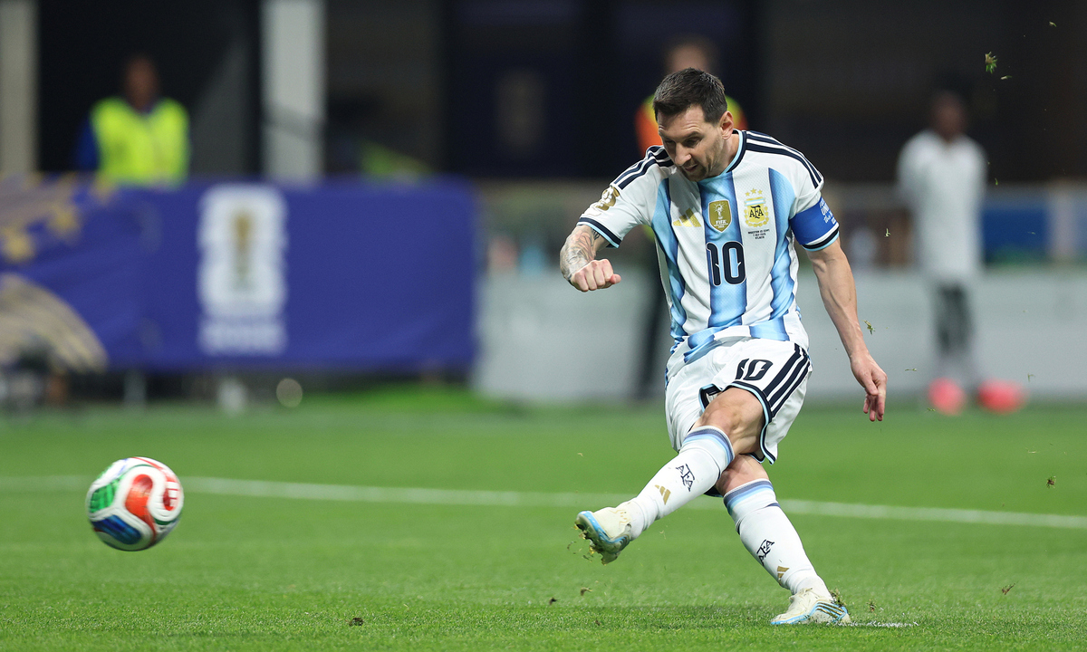 RR88 chính thức: Messi sút hỏng phạt đền kỷ lục tại World Cup 2026 - hình ảnh - vnrr88.vip RR88 chính thức: Messi sút hỏng phạt đền kỷ lục tại World Cup 2026 - hình ảnh - vnrr88.vip